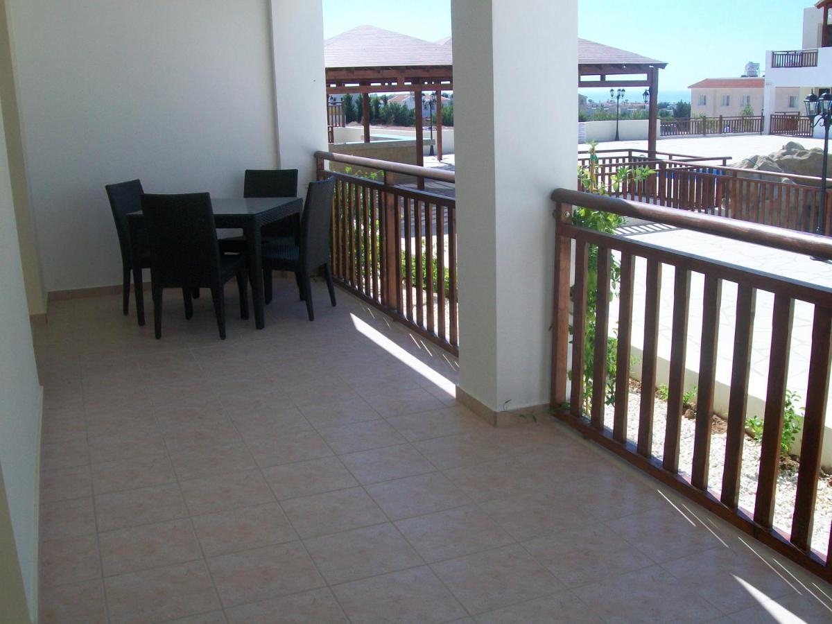 C5 Vanessa Poolside Apartment Pégeia Exteriör bild