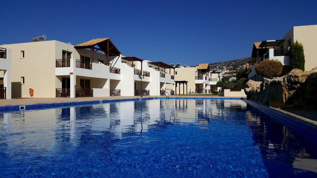 C5 Vanessa Poolside Apartment Pégeia Exteriör bild